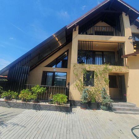 Pensiunea Relax Curtea de Argeş المظهر الخارجي الصورة
