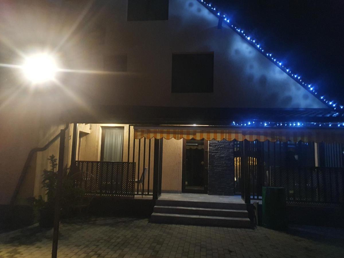 Pensiunea Relax Curtea de Argeş المظهر الخارجي الصورة